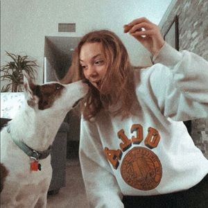 Meet your Posher, Isabella